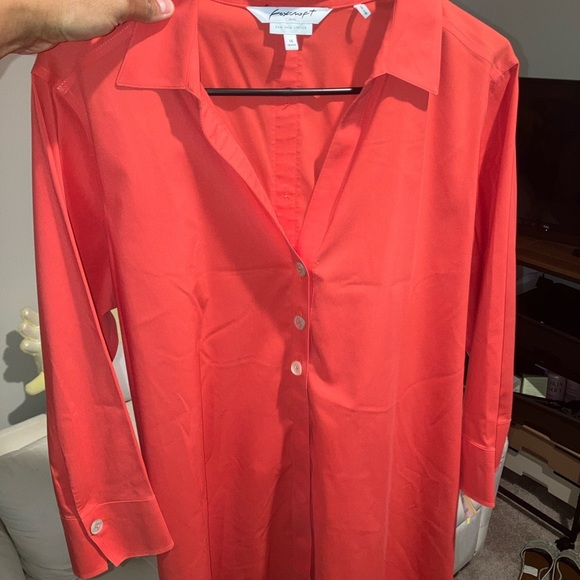 Foxcroft Vibrant Red Non-Iron Shirt - Picture 1 of 3